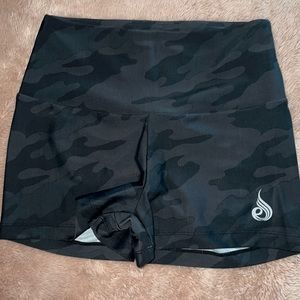 Ryder Wear Camo Scrunch Bum Shorts